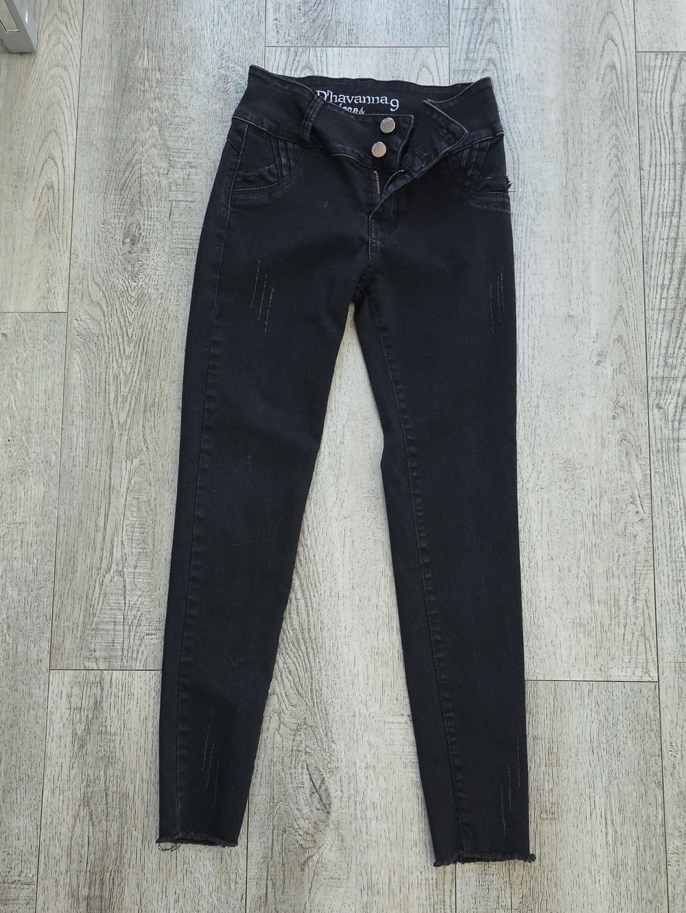 Havaianas Black Skinny Double-Button Jeans for Women